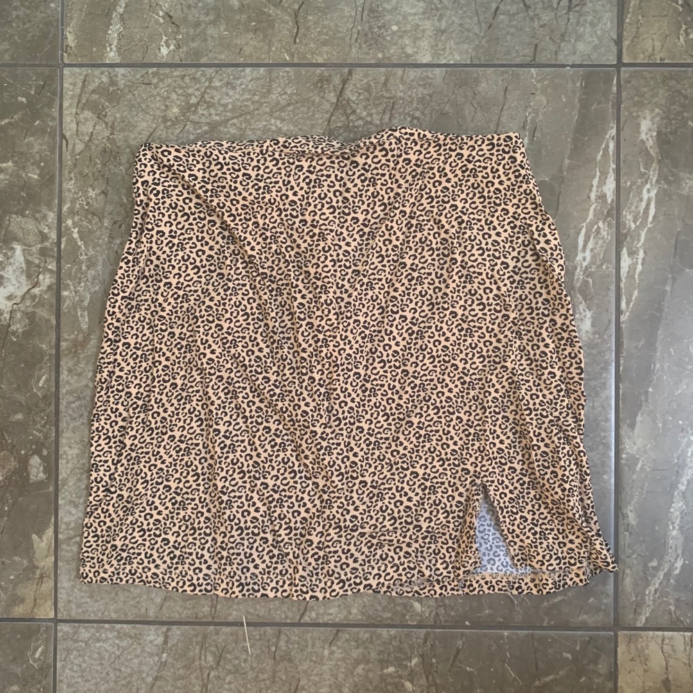 Pacsun leopard print skirt